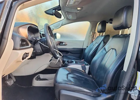 2019 Chrysler Pacifica Touring L from USA, damaged, VIN 2C4RC1BG2KR650133